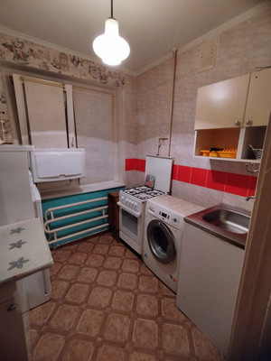 Продам однокомнатную (1-комн.) квартиру, Таганрогская ул, 116к6, Ростов-на-Дону г