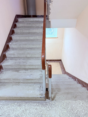 Продам двухкомнатную (2-комн.) квартиру, Коломенская наб, 26к2, Москва г