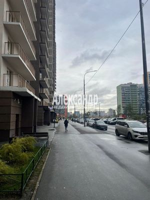 Продам двухкомнатную (2-комн.) квартиру, Петровский б-р, 11к1, Мурино п