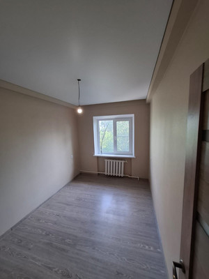 Продам трехкомнатную (3-комн.) квартиру, Коммунистический пр-кт, 23, Ростов-на-Дону г