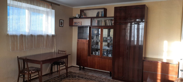 Продам двухкомнатную (2-комн.) квартиру, Стахановская ул, 32, Массандра пгт