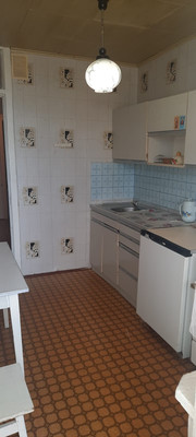 Продам двухкомнатную (2-комн.) квартиру, Стахановская ул, 32, Массандра пгт