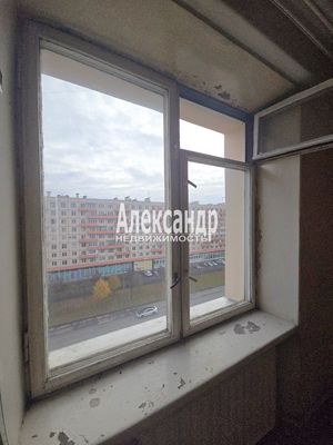 Продам комнату в 2-комн. квартире, Апрельская ул, 6к1, Санкт-Петербург г