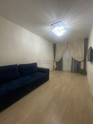 Продам трехкомнатную (3-комн.) квартиру, Литературный (Пригород Лесное мкр.) б-р, 7, Мисайлово д