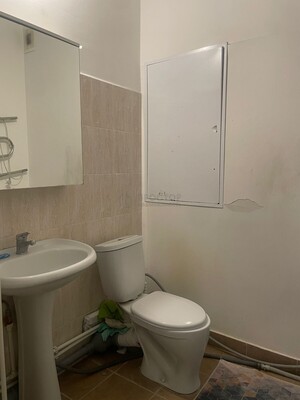 Продам трехкомнатную (3-комн.) квартиру, Литературный (Пригород Лесное мкр.) б-р, 7, Мисайлово д