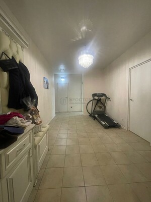 Продам трехкомнатную (3-комн.) квартиру, Литературный (Пригород Лесное мкр.) б-р, 7, Мисайлово д