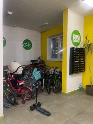 Продам трехкомнатную (3-комн.) квартиру, Литературный (Пригород Лесное мкр.) б-р, 7, Мисайлово д