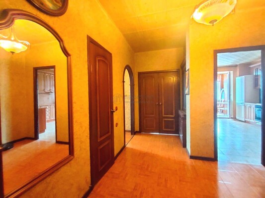 Продам двухкомнатную (2-комн.) квартиру, Ленинградское ш, 52Б, Москва г