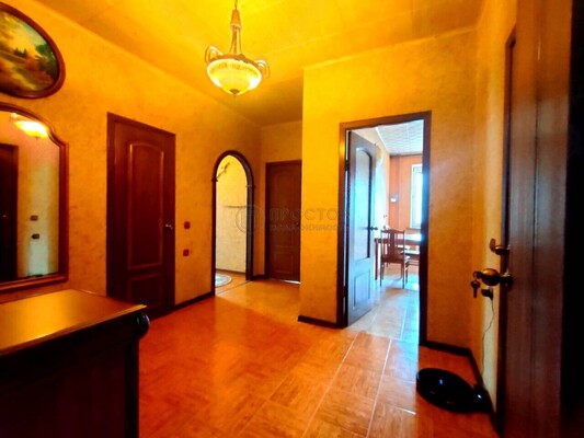 Продам двухкомнатную (2-комн.) квартиру, Ленинградское ш, 52Б, Москва г