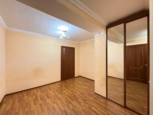 Продам однокомнатную (1-комн.) квартиру, Ю.А.Гагарина ул, 34, Нальчик г