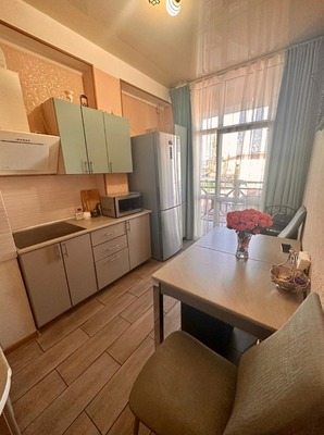 Продам однокомнатную (1-комн.) квартиру, Виноградная ул, 116кА, Беранда с