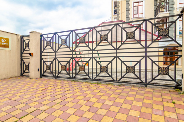 Продам однокомнатную (1-комн.) квартиру, Виноградная ул, 116кА, Беранда с