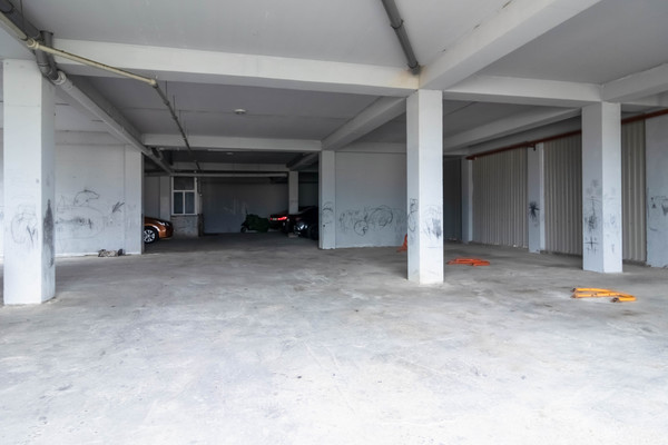 Продам однокомнатную (1-комн.) квартиру, Виноградная ул, 116кА, Беранда с