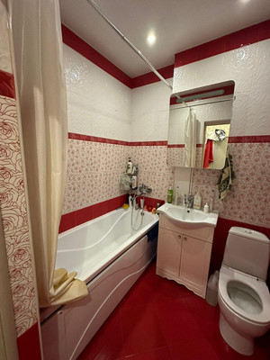 Продам двухкомнатную (2-комн.) квартиру, Молодогвардейская (Хостинский р-н) ул, 2/30, Сочи г