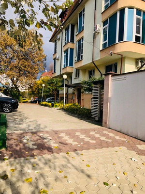 Продам двухкомнатную (2-комн.) квартиру, Молодогвардейская (Хостинский р-н) ул, 2/30, Сочи г