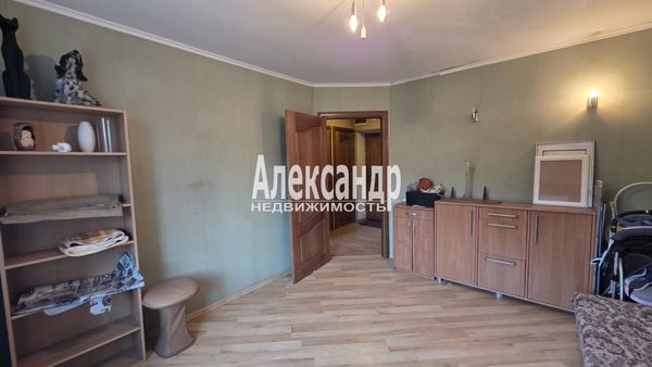 Продам двухкомнатную (2-комн.) квартиру, Новоизмайловский пр-кт, 3, Санкт-Петербург г