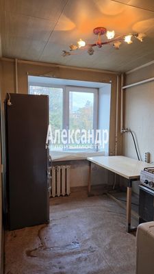 Продам двухкомнатную (2-комн.) квартиру, Новоизмайловский пр-кт, 3, Санкт-Петербург г