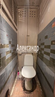 Продам двухкомнатную (2-комн.) квартиру, Новоизмайловский пр-кт, 3, Санкт-Петербург г