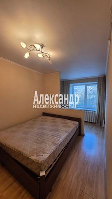 Продам двухкомнатную (2-комн.) квартиру, Новоизмайловский пр-кт, 3, Санкт-Петербург г