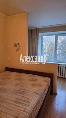 Продам двухкомнатную (2-комн.) квартиру, Новоизмайловский пр-кт, 3, Санкт-Петербург г