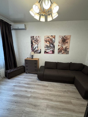 Продам двухкомнатную (2-комн.) квартиру, Калужская (Центральный р-н) ул, 28/2, Сочи г