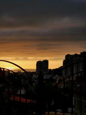 Продам трехкомнатную (3-комн.) квартиру, Яблочная ул, 44, Черешня с