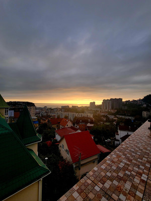 Продам трехкомнатную (3-комн.) квартиру, Яблочная ул, 44, Черешня с