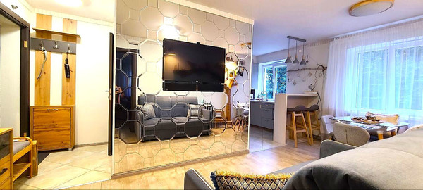 Продам двухкомнатную (2-комн.) квартиру, Г.Димитрова ул, 10, Калининград г