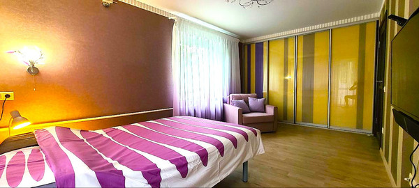 Продам двухкомнатную (2-комн.) квартиру, Г.Димитрова ул, 10, Калининград г