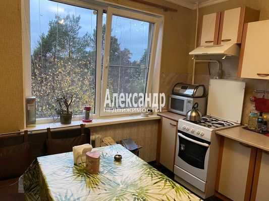 Продам двухкомнатную (2-комн.) квартиру, 22А, Сертолово-2 массив