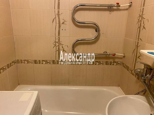 Продам двухкомнатную (2-комн.) квартиру, 22А, Сертолово-2 массив