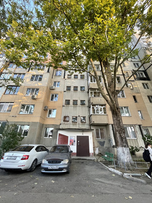 Продам двухкомнатную (2-комн.) квартиру, 1 Конной Армии ул, 74, Симферополь г