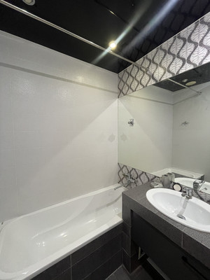 Продам однокомнатную (1-комн.) квартиру, Донская ул, 49, Симферополь г