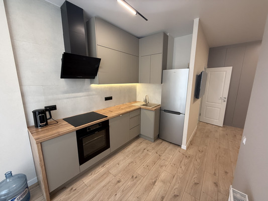 Продам двухкомнатную (2-комн.) квартиру, Привокзальная пл, 3/1, Ростов-на-Дону г