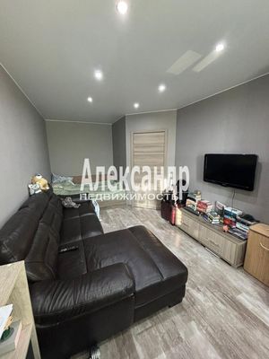 Продам двухкомнатную (2-комн.) квартиру, 5-й Предпортовый проезд, 12к1, Санкт-Петербург г