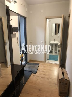 Продам двухкомнатную (2-комн.) квартиру, 5-й Предпортовый проезд, 12к1, Санкт-Петербург г