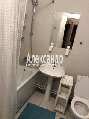 Продам двухкомнатную (2-комн.) квартиру, 5-й Предпортовый проезд, 12к1, Санкт-Петербург г