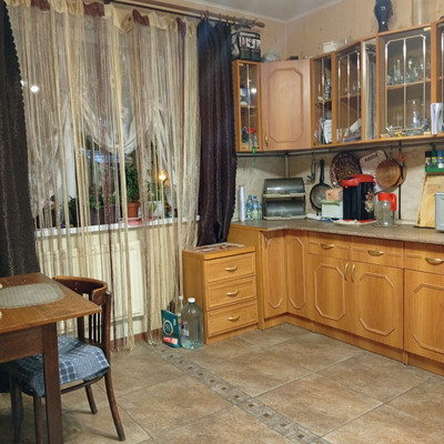 Продам трехкомнатную (3-комн.) квартиру, Стародеревенская ул, 20к2, Санкт-Петербург г