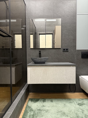 Продам трехкомнатную (3-комн.) квартиру, Братьев Весниных б-р, 2, Москва г