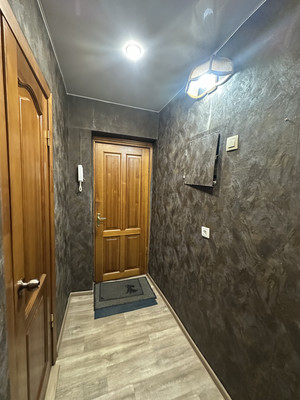 Продам однокомнатную (1-комн.) квартиру, Новаторов ул, 24-г, Иркутск г