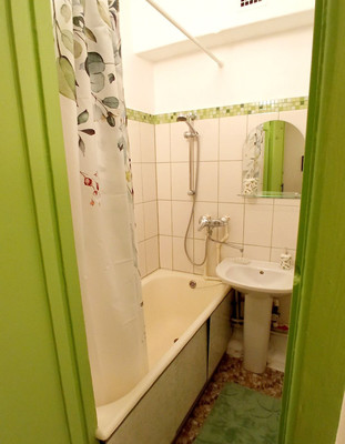 Продам двухкомнатную (2-комн.) квартиру, Шевлякова ул, 7, Люберцы г