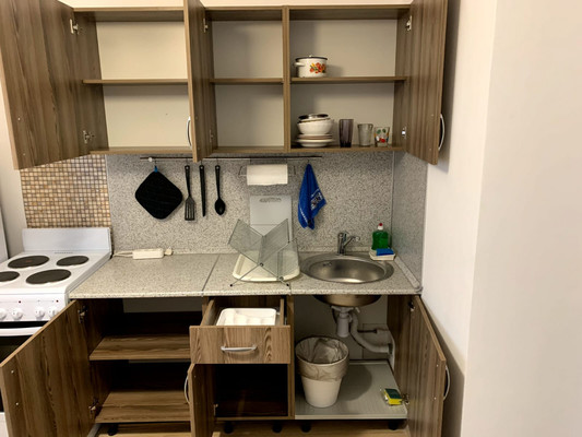 Продам однокомнатную (1-комн.) квартиру, Воронцовский б-р, 9к2, Бугры п