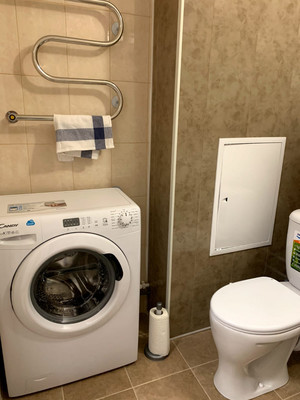 Продам однокомнатную (1-комн.) квартиру, Воронцовский б-р, 9к2, Бугры п