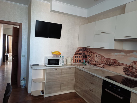 Сдам однокомнатную (1-комн.) квартиру, Бородинская ул, 137/1, Краснодар г