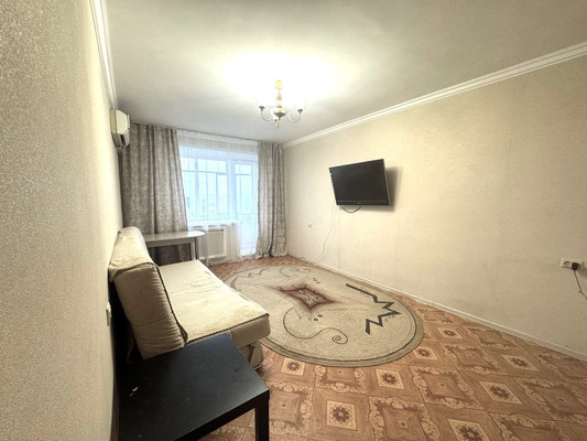 Продам однокомнатную (1-комн.) квартиру, Серова ул, 17, Казань г