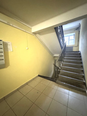 Продам однокомнатную (1-комн.) квартиру, Серова ул, 17, Казань г