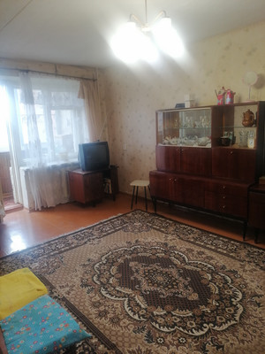 Сдам однокомнатную (1-комн.) квартиру, 50 лет Октября ул, 6, Алексин г