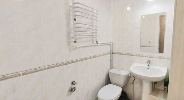 Продам двухкомнатную (2-комн.) квартиру, Стадионная ул, 19А, Мирное с