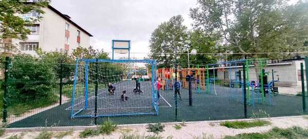 Продам двухкомнатную (2-комн.) квартиру, Стадионная ул, 19А, Мирное с