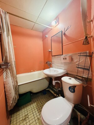 Продам однокомнатную (1-комн.) квартиру, Матроса Железняка б-р, 35, Москва г